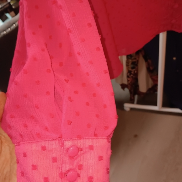 Torrid Hot Pink Floral Lace Blouse - Picture 4 of 6